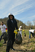 Cleaning water sources in Vidin on Earth's Day